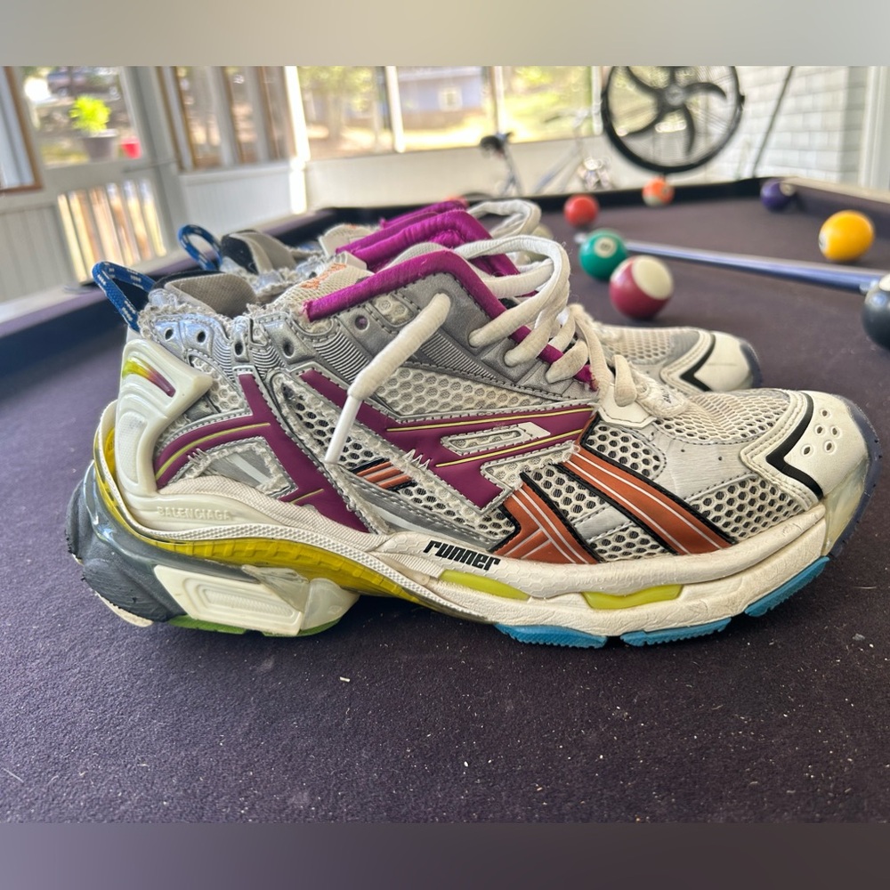 Balenciaga Runners sz42